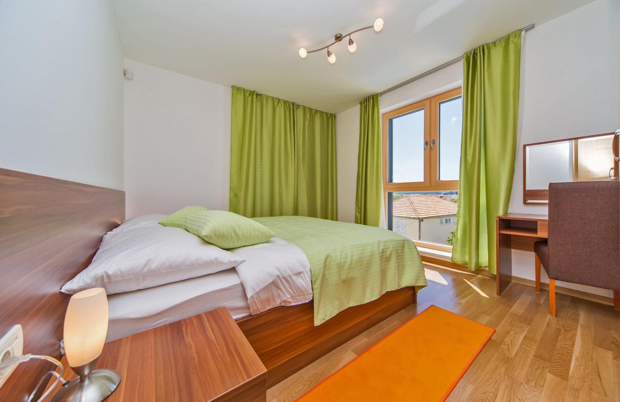 Villa Slano Apartments *